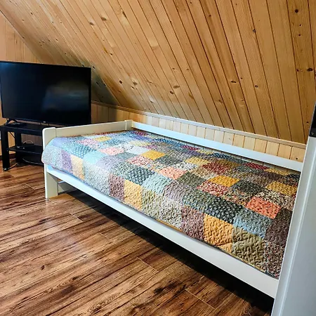 Vakantiehuis Letniskowy Jeziorsko Kolonia Rzechta Wygoda